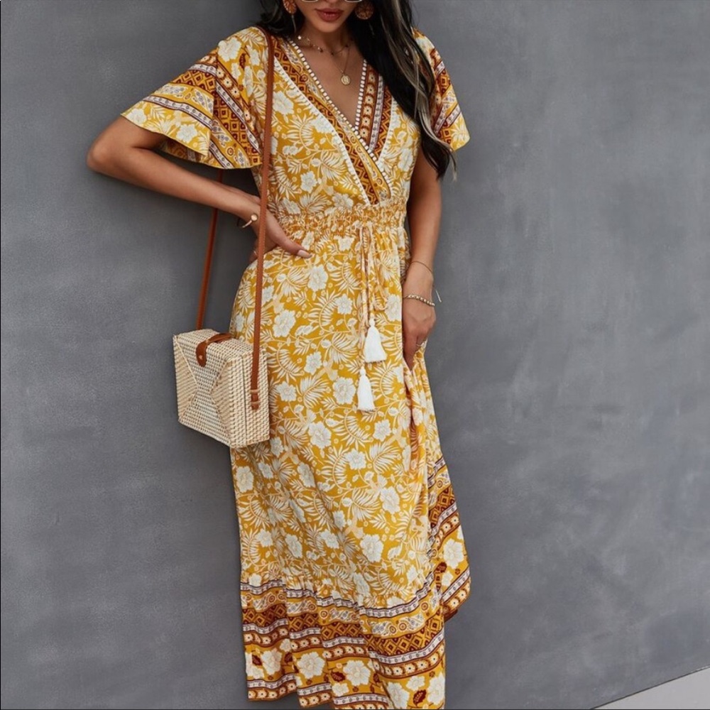 Boho gypsy butterfly sleeve tassel dress - Picture 5 of 5